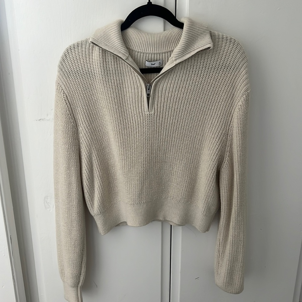 Aritzia TNA quarter zip knit sweater